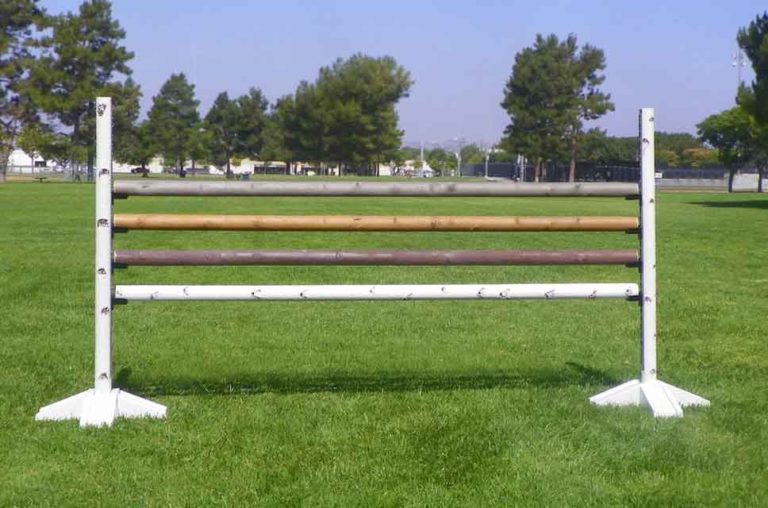 Jump Poles Solid and Striped Poles for Horses Arena Supplies